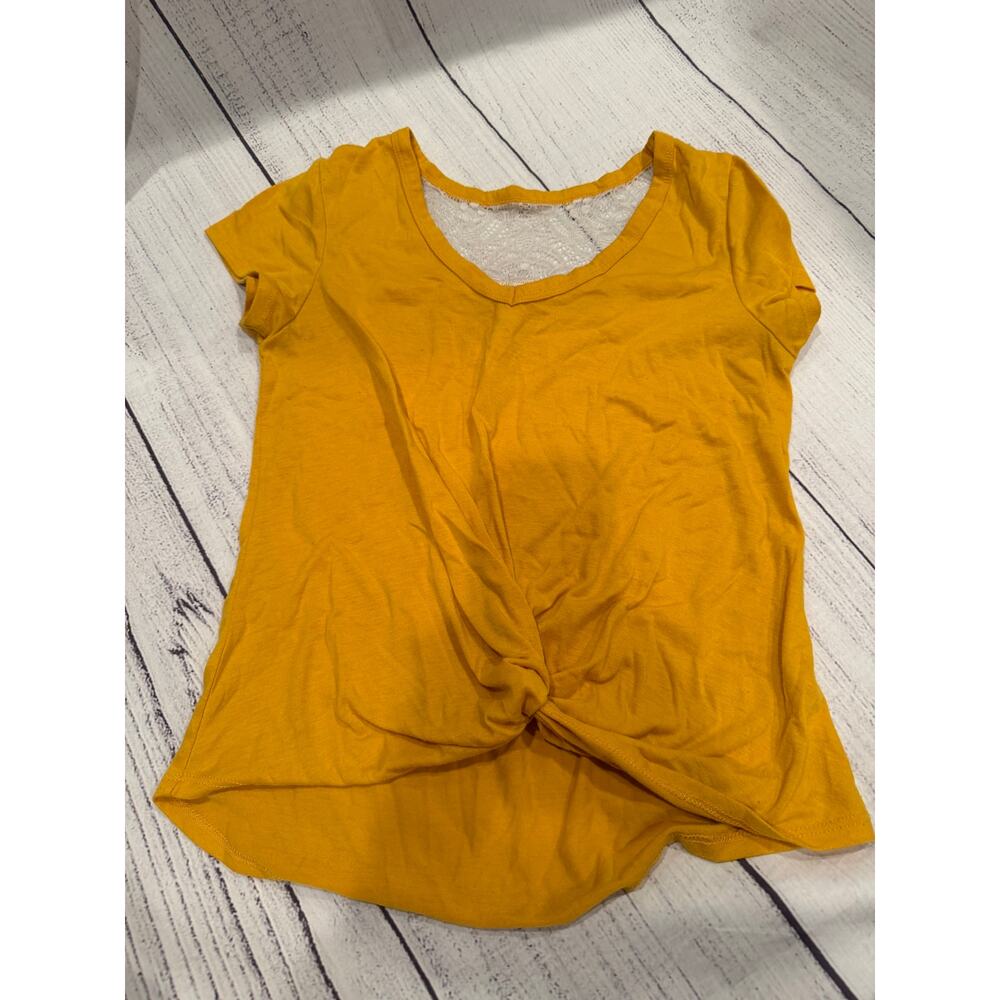 Arizona Knotted Front Top Lace on back collar Top Size S